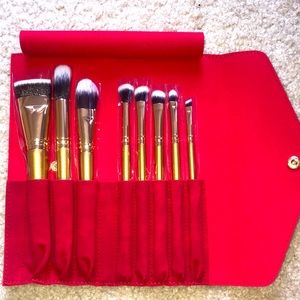 Brush set + free sample